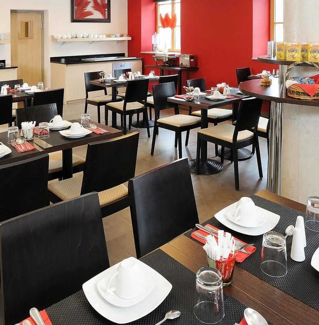 Aparthotel Residhome Grenoble Caserne De Bonne
